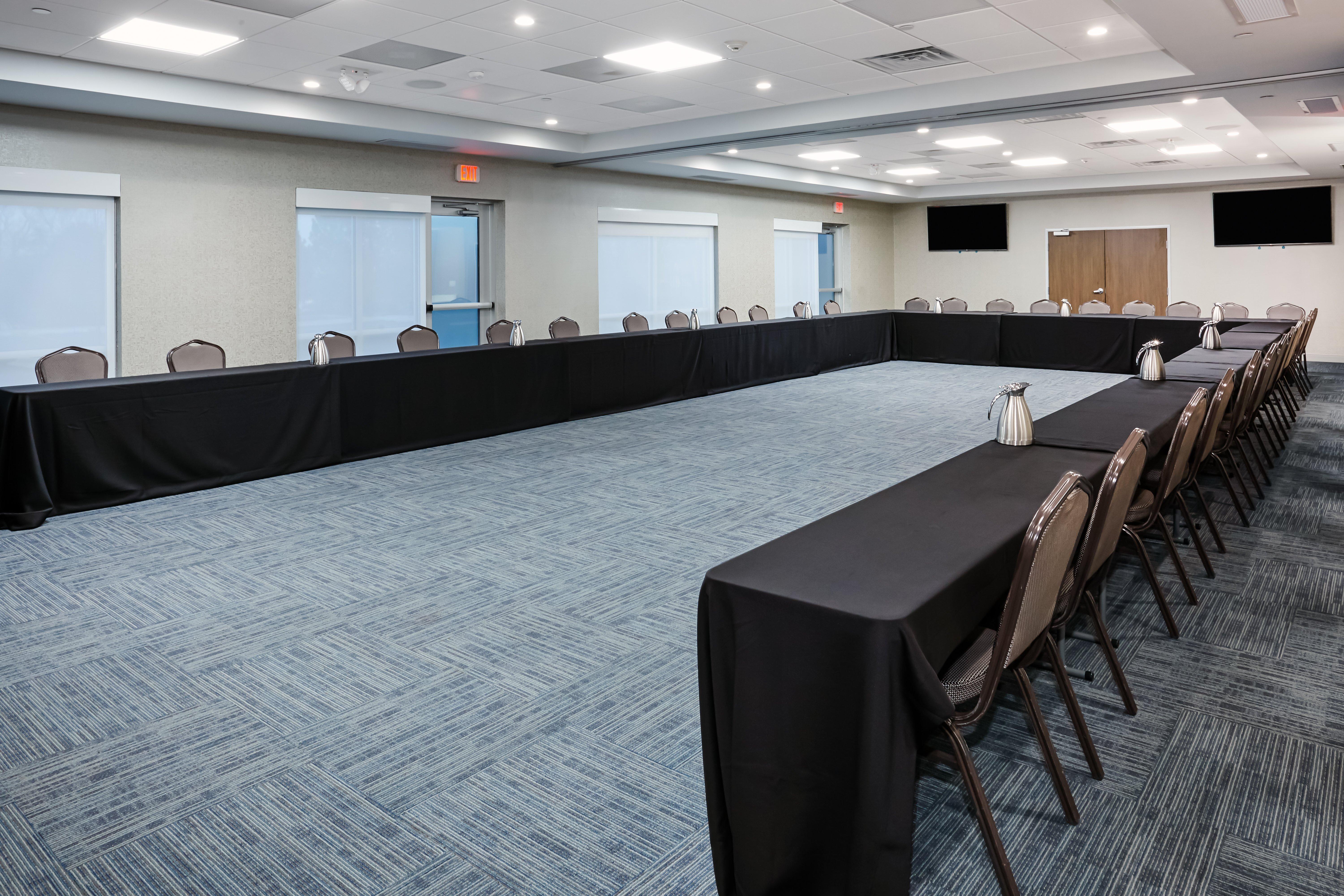 Holiday Inn Express & Suites Chicago North Shore - Niles By Ihg Bagian luar foto